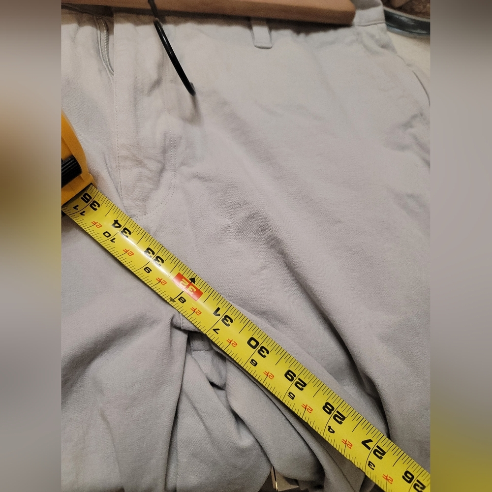 Vuori Men's All Ways Chino Pants Casual Size 36×32 - Picture 6 of 9